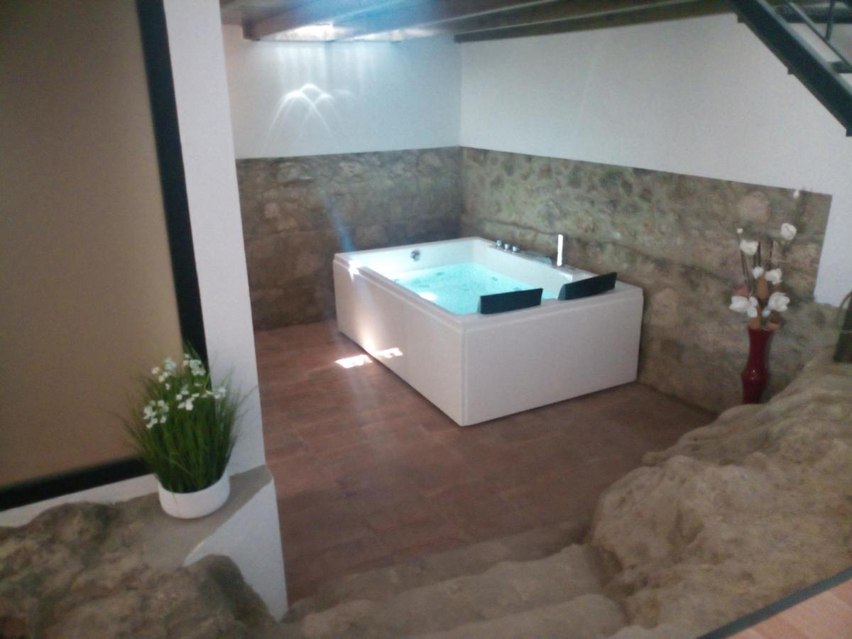 Tufa Guest House, Wellness & Spa - Villa Campus Corredoura 외부 사진